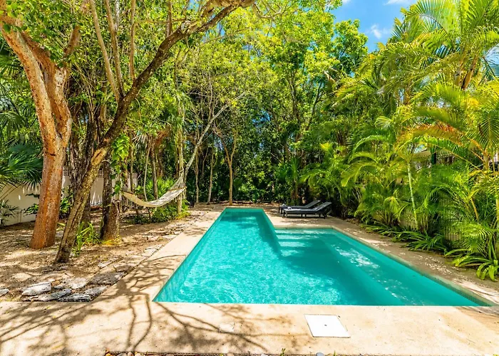 Three Dolphins 4br, Private Pool, Terrace, Family Fun