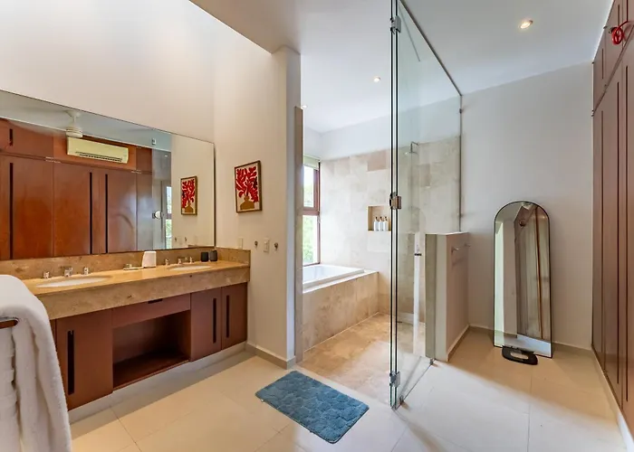 Three Dolphins 4br, Private Pool, Terrace, Family Fun Pousada Puerto Aventuras