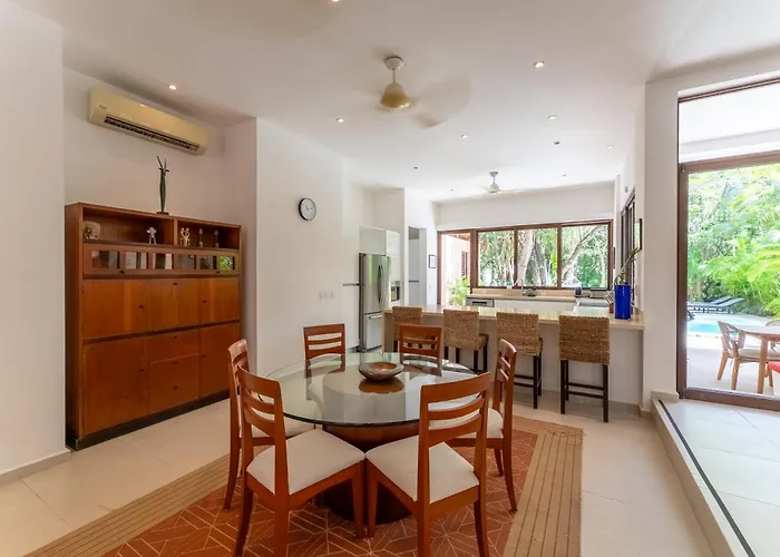Pousada Three Dolphins 4br, Private Pool, Terrace, Family Fun