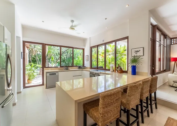 Three Dolphins 4br, Private Pool, Terrace, Family Fun * Puerto Aventuras
