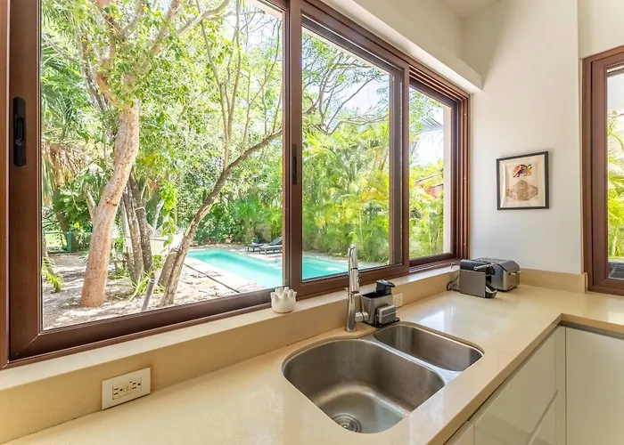 Three Dolphins 4br, Private Pool, Terrace, Family Fun * Puerto Aventuras